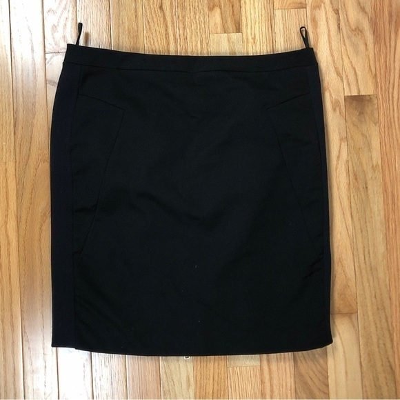 AUTHENTIC PRADA black mini skirt - Picture 1 of 8